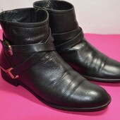 Жіночі черевики