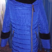 Оригінальне пальтечко.