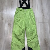 Відмінний стан.Лижні штани напів комбінезон на зріст 122-128см.