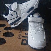 Кросівки на хлопчика