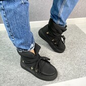 розпродаж, дутіки на високій підошві