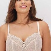 Бюстгальтер на кісточках з ніжним мереживом від boux розмір 34ДД