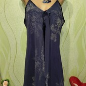 Красива нічна, ідеальний стан