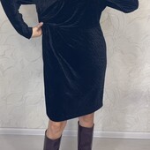 Неймовірно красива велюрова сукня!