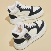 Стильні зимові утеплені кросівки устілка 24,5