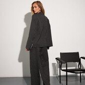 Костюм в смужку