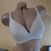 Бюстгальтер від Marks&Spencer розм 32DD