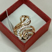 Шикарное и оригинальное кольцо с фианитами. Размер 17. Позолота 585 пробы 18К.