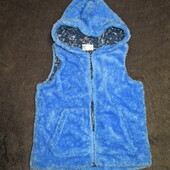 Жилет-меховушка So Cute, на натуральной подкладке в отличном состоянии