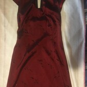 Сукня червона
