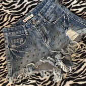 Сексуальні шорти короткі декоровані шипами та бусінами