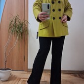 Стильне гарне пальто з кишенями розмір 18