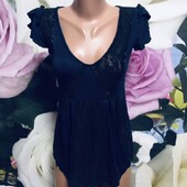 Футболка з кружевними вставками