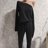 Комбинезон! С приспущенными плечами!