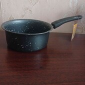 Ковш з антипригарним покриттям