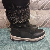 Зимові сапожки з овчиною.ідеальний Стан.тм.Том м.