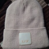 Шапочка зимова в ідеальному стані як нова