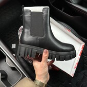 Черевики жіночі