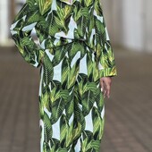 Жіночий стильний літній костюм