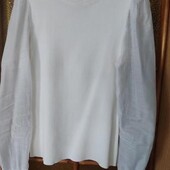 Нарядная кофточка с полупрозрачными рукавами