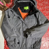 Лижня куртка р-р М