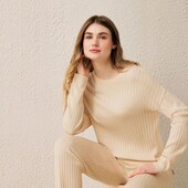 7577..чудовий ніжний светр Esmara S36/38