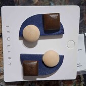 очень стильные сережки, дерево