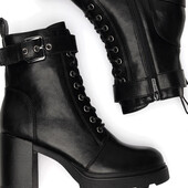 Гарнирі і зручні чобітки