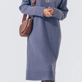 В'язана тепла сукня міді