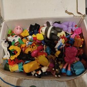 Продам Кіндери цілий пакет .Хто любить сюда