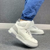 Зимові високі кросівки р.40