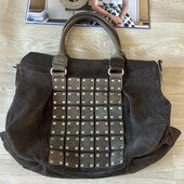 большая сумка из грубой кожи