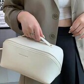 Косметичка цвет случайный