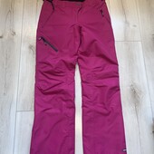 У відмінному стані.Лижні штани розмір М.