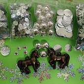 Сніжинки і намистини, паєтки 1550шт