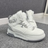 Розпродаж. Зимові Кросівки високі