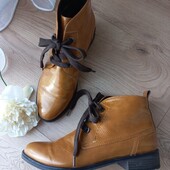 Marco Tozzi лакові черевики 38 розмір устілка-25