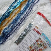 Лот новорічних товарів