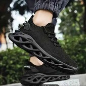 Гарні, легеньки кросівки