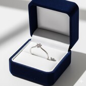 Ніжна срібна каблучка 17,5 розміру