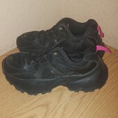 Кросовки на дівчинку