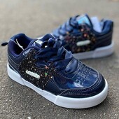 Кроссовки на девочку р. 26