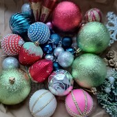 Лот іграшок і новорічний декор на свічку