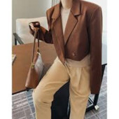 Вкорочений жакет