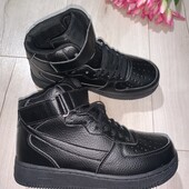 Нові утепленні хайтопи унісекс.Розмір 38,устілка 24,5см.