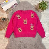 Красивий светр новорічний стан відмінний