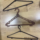 плечіки тремпілі.вішалки в лоті 4