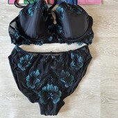 Красивый комплект 85b