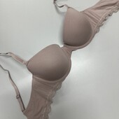 359. Бюстгальтер 70D