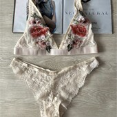 Кружевной прозрачный бюстгальтер 75b и трусы